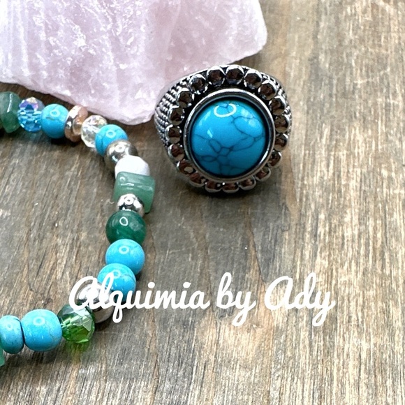 Oversized Turquoise chunky silver statement western ring - Picture 1 of 8